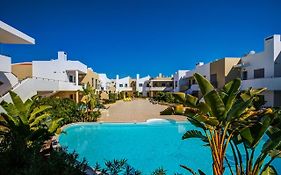 One Bedroom Apartment In Albur Village 1A
